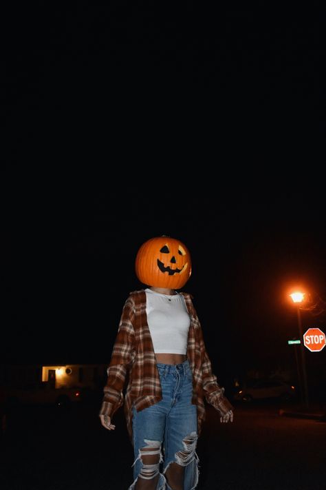 Diy Pumpkin Head Photoshoot, Pumpkin Head Photoshoot Solo, Pumpkin Head Halloween Costume, Pumpkin Head Photoshoot Aesthetic, Adult Pumpkin Costume, Pumpkin Photoshoot, Pumpkin Head Photoshoot, Head Photoshoot, Pumpkin Heads