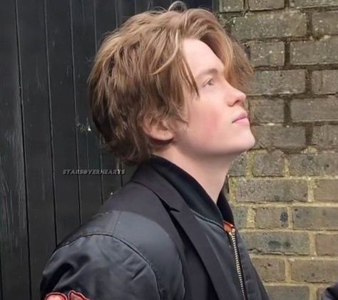 Kit Connor Long Hair, Kit Connor Icons, Kit Conor, Kit Conner, Nick Nelson, Hot British Men, Heart Stopper, Ideal Boyfriend, British Men