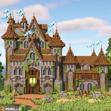 Minecraft Medieval Buildings, Minecraft Medieval Castle, Minecraft Castle Blueprints, Minecraft Medieval House, Minecraft Castle Designs, Small Castle, Minecraft Kingdom, Minecraft Structures, Minecraft House Plans