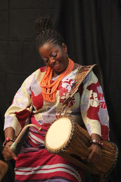 Ayanbinrin. Africa's foremost female Talking Drummer. Afrodreamfest Music Concert 2015 NYC May 22 and 23 Tickets at https://afrodreamfestnyc2015.eventbrite.com/ Talking Drum Yoruba, Native Background, Pinterest Backgrounds, African Drummer, Church Background, Talking Drums, Logistics Design, Couture Perfume, Africa Art Design