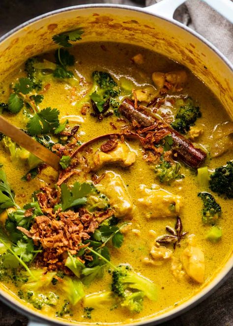 Freshly cooked Coconut chicken curry Tin Eats, Golden Curry, Coconut Chicken Curry, Turmeric Recipes, Recipetin Eats, Recipe Tin, Coconut Sauce, Coconut Chicken, Coconut Curry Chicken