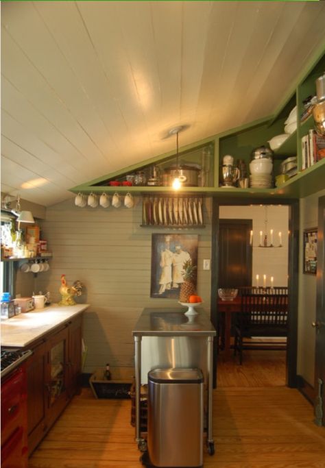 Awkward Angle Kitchen Layout Rustic Traditional Kitchen, Traditional Kitchen Table, Traditional Kitchen Backsplash, Traditional Kitchen Cabinets, Small Bedroom Remodel, Cabin Kitchen, Slanted Ceiling, Traditional Kitchen Design, Decor Ikea