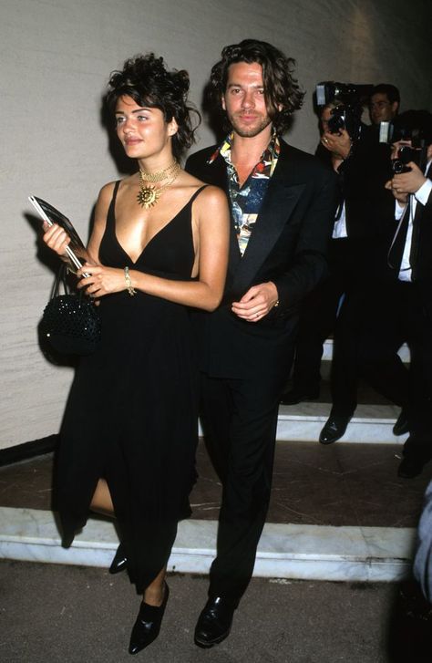 Helena Christiansen, Throwback Music, Couples Fashion, Decades Of Fashion, Michael Hutchence, 90s Supermodels, Helena Christensen, 90s Models, Super Model