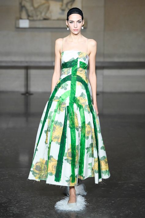 Erdem Moralioglu, Dress Closet, Show Collection, Fashion Show Collection, Fall 2024, London Fashion, London Fashion Week, Colorful Fashion, Runway Fashion