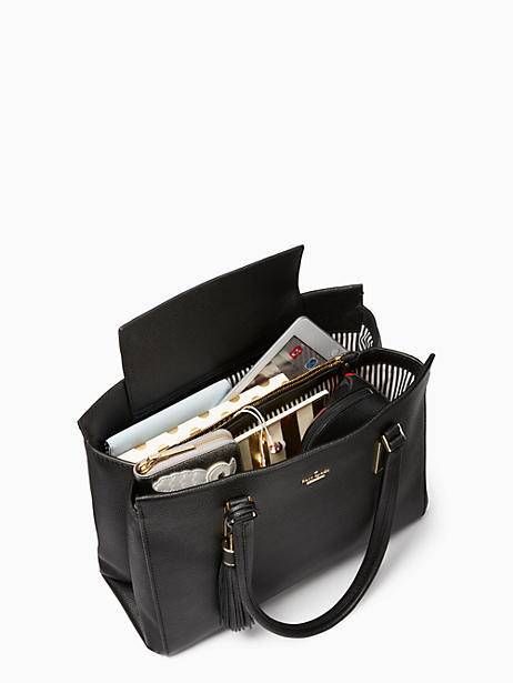 kingston drive bartlett by kate spade new york Modern Purse, Designer Laptop Bag, Cute Laptop Bags, University Bag, What's In My Purse, Inside My Bag, Everyday Purse, Laptop Bag For Women, What In My Bag