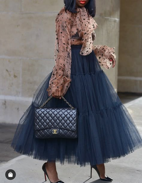 Tulle Skirt Outfit Casual Street Style, Tulle Skirt Outfits Casual, Blue Tulle Skirt, Tulle Skirts Outfit, Tulle Skirts, Looks Street Style, Classy Casual Outfits, Bow Blouse, African Design Dresses