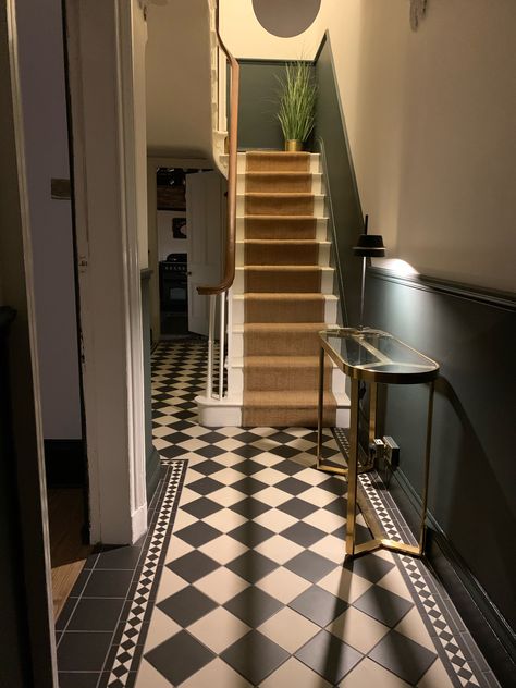 Terrace House Hallway, Panel Wallpaper Hallway, Staircase Victorian Terrace, Victorian Style Hallway, 1920s Entryway, 1920s House Interior Design, Victorian Interior Doors, Small Victorian Terrace Interior, Victorian Terrace Hallway