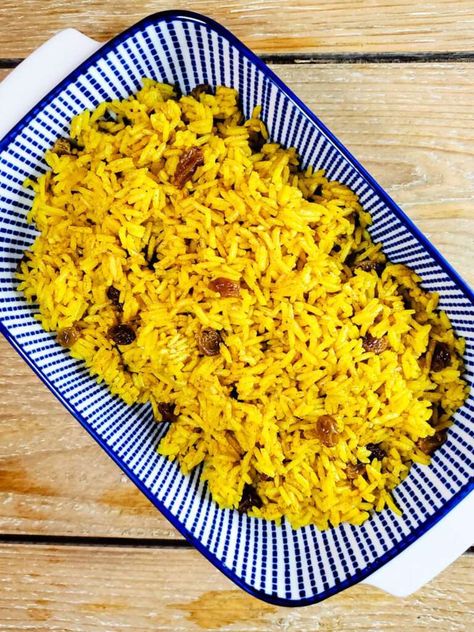 sultanas Bobotie Recipe South Africa Yellow Rice, South African Rice, Savoury Rice Recipes, African Yellow Rice, African Food Recipes Easy, Bobotie Recipe South Africa, South African Bobotie Recipe, South African Salad Recipes, Savoury Rice Recipe