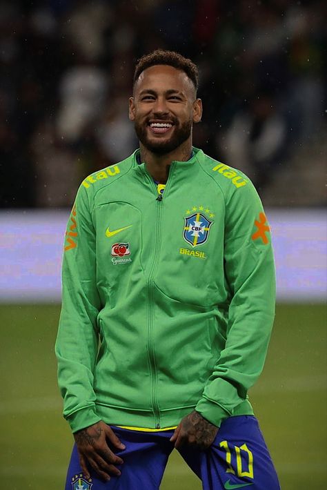 #neymar #neymarjr #brasil #brazil #football #aesthetic #foryoupage Naymer Jr Aesthetic, Brazil Football Aesthetic, Neymar Green, Neymar Jr Aesthetic, Neymar Aesthetic, Neymar Jr Brazil, Brazil Neymar, Neymar Pic, Flamboyant Style