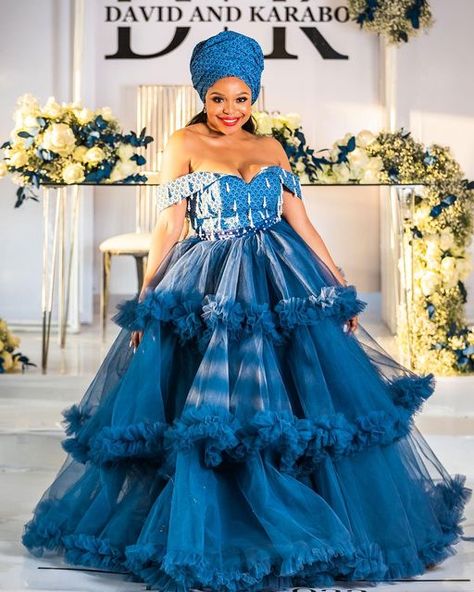 Sotho Wedding Dress, Lobola Dresses For Bride, Sotho Traditional Wedding Dresses, Lobola Dress, Tswana Traditional Attire, Tswana Wedding, Lobola Outfits, Zulu Attire, Chilanga Mulilo