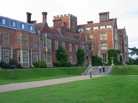 The main building at Benenden School Benenden School, Royal Military Academy Sandhurst, Victorian Castle, Girls Boarding Schools, Eton College, School Hall, Kent England, Boarding House, The Royals