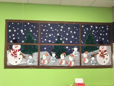 25 December Bulletin Board Ideas - Little Learning Corner December Bulletin Boards, Holiday Bulletin Boards, Christmas Bulletin Boards, January Bulletin Boards, Christmas Classroom Door, Christmas Bulletin Board, Preschool Bulletin, Christmas Bulletin, Bulletin Board Ideas