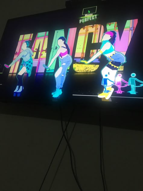 Just Dance Game Aesthetic, Party Games Aesthetic, 2000s Sleepover Aesthetic, Just Dance Party Ideas, Just Dance Aesthetic, Friends Activities Aesthetic, Just Dance Party, Just Dance Video Game, Dance Party Aesthetic