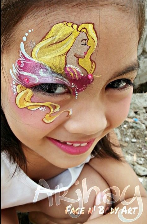 Aurora - Sleeping Beauty! Minnie Mouse Face Painting, Mouse Face Paint, Disney Face Painting, Princess Face Painting, Professional Face Paint, Henna Paint, Christmas Face Painting, Cheek Art, Girl Face Painting