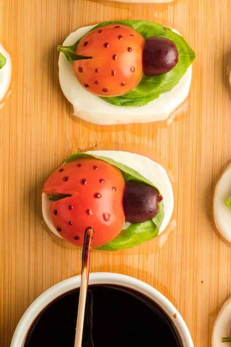 Lady Bug Caprese Appetizers, Ladybug Caprese Appetizer, Caprese Ladybugs, Ladybug Caprese, Caprice Salad, Alice In Wonderland Tea Party Food, Ladybug Appetizers, Caprese Appetizer, Bug Snacks