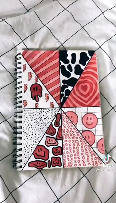 A idea what to draw Triangle Drawing, Notebook Doodles, Mini Doodle, Triangle Art, Easy Doodles, Easy Pixel Art, Trippy Painting, Notebook Art, Doodles Drawings