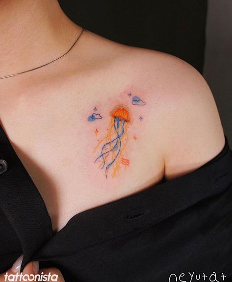 Jellyfish Tattoo, Stylish Tattoo, Cute Tiny Tattoos, Tatuaje A Color, Jelly Fish, Baby Tattoos, Pretty Tattoos, Blank Canvas, Tiny Tattoos