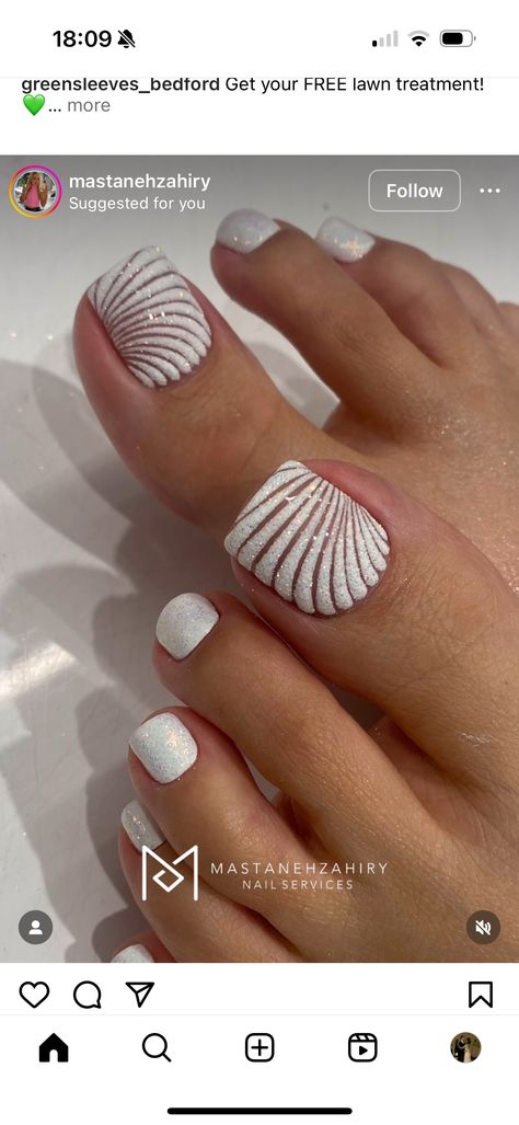 Beach Nails Pedicure, Beach Vacation Mani Pedi, Vacation Mani Pedi, Beach Pedicure Ideas, Beach Vacay Nails, Beach Pedicure, Beach Themed Nails, Beach Vacay, Wedding Plan