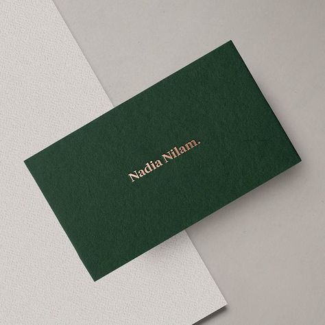 Green Branding, Stationery Business Card, Business Card Design Minimalist, Business Cards Layout, Modern Stationery, Gold Business Card, Name Card Design, Business Card Design Creative, Luxury Business Cards