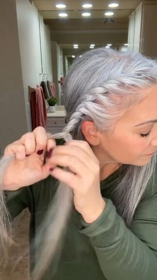 This is a rope braid crown tutorial! Learn how to create a cute and easy hairstyle in this quick guide. Crown Braid Tutorial, Braid Crown Tutorial, Crown Tutorial, Braid Crown, Decorative Hair Pins, Rope Braid, Dress Alterations, Easy Hairstyle, Flat Hair