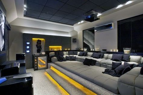 Home Theater Room Design, Theater Room Design, Home Cinema Room, Best Home Theater, Sala Grande, At Home Movie Theater, Home Theater Rooms, Home Theater Design, Home Theatre