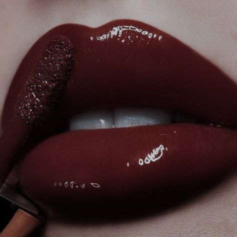 The Human Body Aesthetic, Dark Lips Aesthetic, Dark Red Lipstick Aesthetic, Dark Lipstick Aesthetic, Dark Lipstick Looks, Dark Red Makeup, Aesthetic Red Lipstick, Red Lips Aesthetic, Red Lipstick Aesthetic