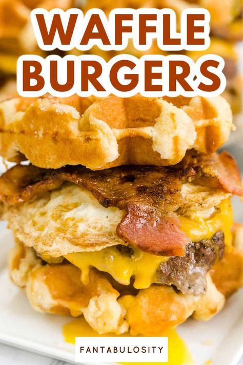 Waffle Burger, Waffle Sandwich Recipe, Burgers On The Stove, Bacon Waffles, Brunch Burger, French Toast Waffles, Waffle Iron Recipes, Waffle Maker Recipes, Savory Waffles