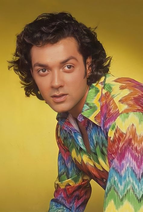 Bobby Deol 90s, Actor Bollywood, Bobby Deol, Twinkle Khanna, Romantic Couple Poses, Indian Actors, India Flag, Aamir Khan, Akshay Kumar