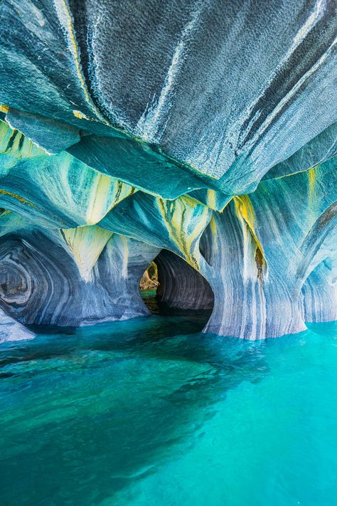 Marble Caves, Chile Travel, Have Inspiration, Beautiful Places To Travel, Beautiful Places To Visit, Pretty Places, Vacation Ideas, Places Around The World, Travel Aesthetic