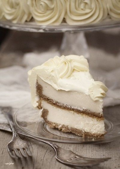 Double Decker Cheesecake with Homemade Whipped Cream Recipes ~ Says: a truly exceptional cheesecake covered in homemade whipped cream! Double Layer Cheesecake, Dessert Crepes, Layer Cheesecake, I Am Baker, Best Cheesecake, A Piece Of Cake, Piece Of Cake, Eat Dessert First, Eat Dessert