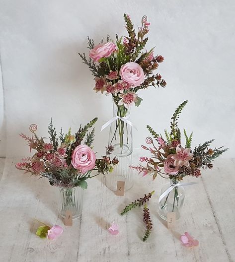 Mother's Day Gift Pretty Little Vase of Artificial Flowers Floral Arrangement Pink & Green Faux Small Gift Country Style Roses Glass Vases - Etsy Rustic Flower Arrangements, Pink Ranunculus, Small Flower Arrangements, Wedding Table Flowers, Rustic Flowers, Clear Glass Vases, Flower Display, Artificial Flower Arrangements, Flower Backdrop