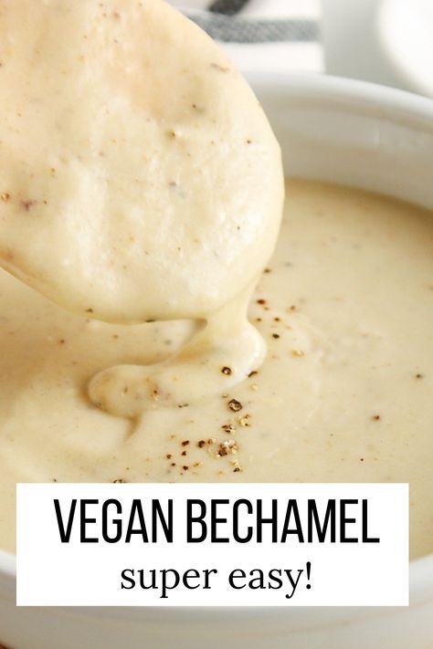 Learn how to make an easy bechamel sauce that's completely vegan and so tasty. Perfect for gratins, baked pasta dishes, or to simply use as a pasta sauce with veggies, this sauce is super easy and so versatile. Beshemell Sauce Recipe, Gratin Vegetable, Vegan Bechamel, Vegan Bechamel Sauce, Bechamel Recipe, Keto Cranberry, Bechamel Sauce Recipe, Pasta Veggies, Vegan Sauce Recipes