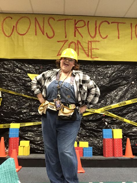 Construction room transformation! Construction Room Transformation, Construction Classroom Transformation, Construction Dramatic Play, Kindergarten Construction, Construction Vbs, Construction Theme Classroom, Makerspace Elementary, Construction Room, Spirit Days