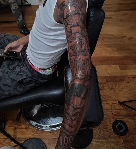 Full Arm Sleeve Tattoos For Guys, Men’s Half Sleeve Tattoo Upper Arm, Half Sleeve Tattoos For Men Upper Arm Black, Upper Arm Tattoo Men Half Sleeves, Tattoo Ideas Upper Arm, Black Men Shoulder Tattoo, Upper Shoulder Tattoo Men, Upper Shoulder Tattoo Men Ideas, Upper Arm Tattoo Men