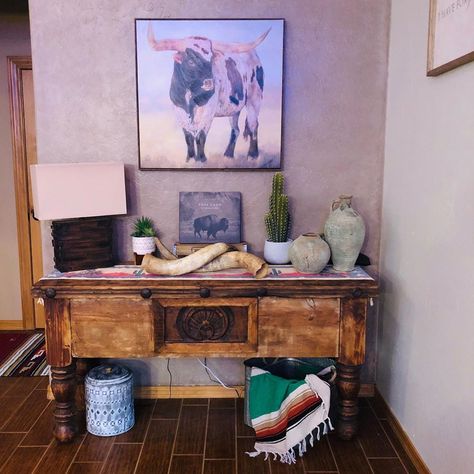 I am so excited to be a new member to the #thisishowiwestern squad!!! Today I wanted to show you my most favorite room in our new home!! I… Entryway Table Decor Western, Western Entryway Table, Western Entryway, Ashley Lewis, Western Room, Western Rooms, Decor Western, Entryway Table Decor, Our New Home