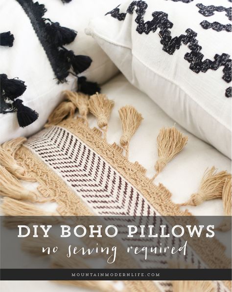 Who doesn't love throw pillows? Add texture to your home with these super easy DIY boho pillows, no sewing required! MountainModernLife.com via @MtnModernLife Diy Throw Pillows, Design Online Shop, Boho Duvet Cover, Throw Pillow Diy, Pillowcase, Diy Boho Decor, Pom Pom Pillows, Diy Pillow Covers, Bantal Sofa