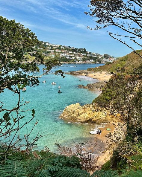 Salcombe Devon Aesthetic, Croyde Bay Devon, Devon Beaches, Salcombe Devon, Devon Beach, 2024 Travel, Devon Wedding, South West Coast Path, South Devon