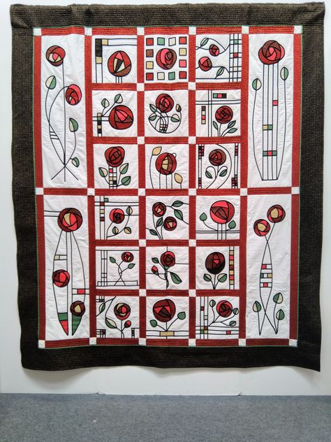 Macintosh Rose Pattern, Charles Rennie Macintosh, Renee Mackintosh, Macintosh Rose, Anniversary Quilt, Charles Rennie Mackintosh Designs, Rose Quilts, Mackintosh Rose, Stained Glass Quilt