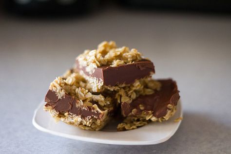 No Bake Chocolate/Peanut Butter Oat Bars No Bake Chocolate Oat Bars, Chocolate Oat Bars, Peanut Butter Oat Bars, Oatmeal Bars Recipes, Chocolate Oatmeal Bars, Chocolate Oats, Chocolate Oatmeal, Oat Bars, Oatmeal Bars