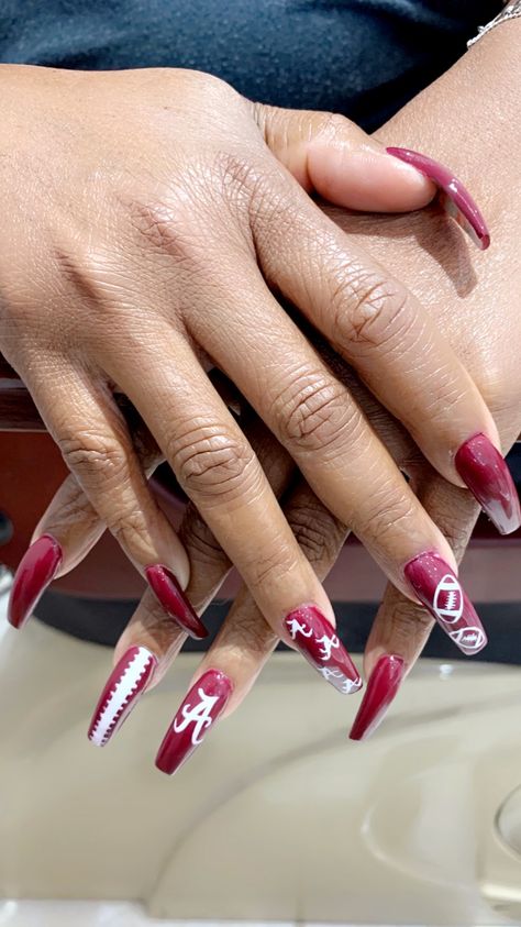 University Of Alabama Nails, Alabama Football Nails Crimson Tide, Roll Tide Nails, Crimson Tide Nails, Alabama Nails Crimson Tide, Alabama Football Nails, Alabama Nail Art, Alabama Gameday Outfit, Alabama Nails