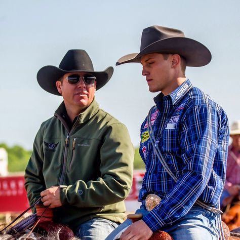 CALF ROPING PROFESSIONALS - Trevor Brazile & Tuff Cooper Tuff Cooper, Trevor Brazile, Tuf Cooper, Team Roper, Calf Roping, Rodeo Cowboys, Team Roping, Cowboy Girl, Horse Boarding