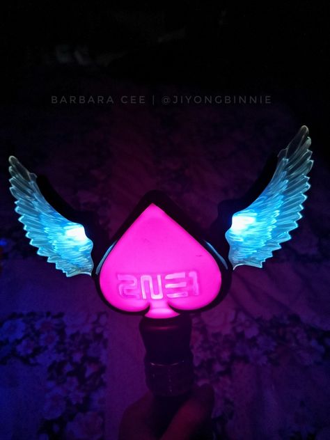 2ne1 lightstick japan version 💕  #2ne1 #yg #kpop 2ne1 Lightstick, Queen Bedroom Ideas, Yg Kpop, Kpop Lightsticks, Kpop Lightstick, Merch Ideas, All About Kpop, Queen Bedroom, White Queen