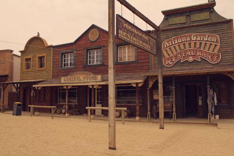 Cowboy Town Aesthetic, Wild West Architecture, Western Saloon Aesthetic, Wild West Desert, Theme Park Planning, Western Architecture, Calico Ghost Town, Cowboy Town, Old Western Towns