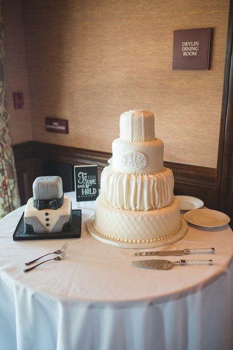 Wedding Cake and Grooms Cake Table Bride And Groom Cake Table, Cake Wedding Table, Grooms Cake Tables, Spring Wedding Outfit, Cupcake Wedding, Grooms Cakes, S Cake, Groom Wedding Cakes, Groom Cake