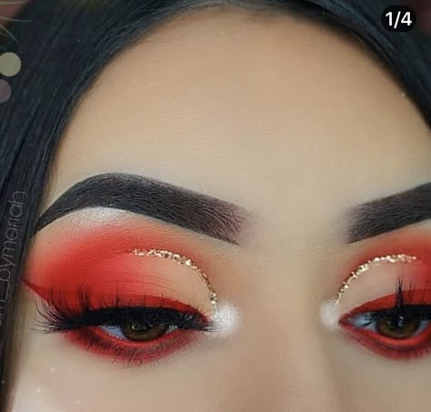 Red And Gold Makeup, Quinceanera Makeup, Maquillage Yeux Cut Crease, Gold Eyeliner, Maquillage On Fleek, Eye Makeup Pictures, Red Makeup, Beautiful Eye Makeup, Makijaż Smokey Eye