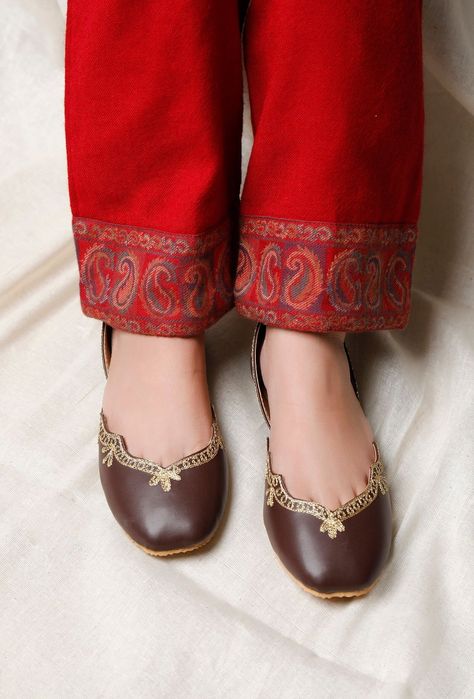 Pakistani Dresses Casual Simple Stylish, Pakistani Shoes, Velvet Suit Design, Trendy Slippers, Indian Shoes, Kids Dress Collection, Trendy Suits, Zari Embroidery, Simple Kurta Designs