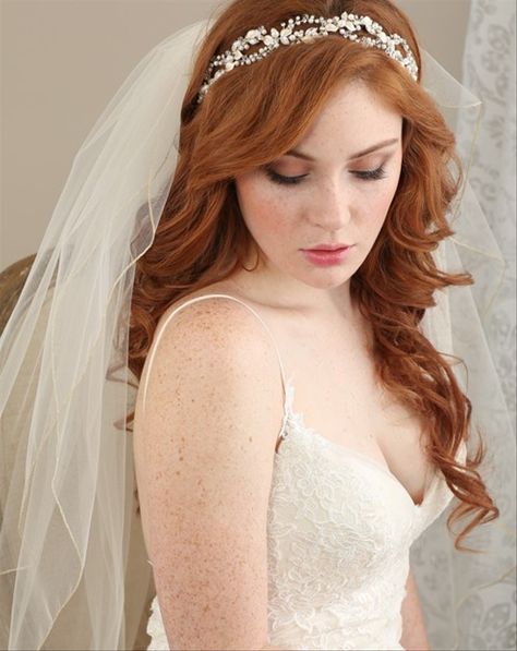 Wedding Hairstyles And Makeup, Wedding Hair Half, Half Up Half Down Wedding, Woven Headband, Braut Make-up, Wedding Hairstyles Half Up Half Down, Bridal Veils, Trendy Wedding Hairstyles, Wedding Look