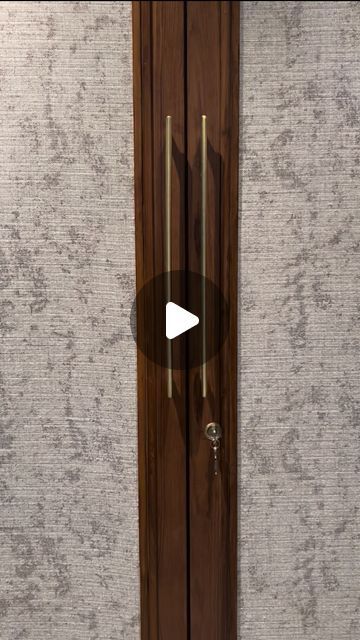 Texture Laminate Wardrobe, Wardrobe Design Bedroom Laminate, Simple Wardrobe Design Ideas, Laminate For Bedroom, Laminate Design For Wardrobe, Merino Laminates Wardrobe, Fabric Laminate Wardrobe, Laminate For Wardrobe, Bedroom Laminate Design