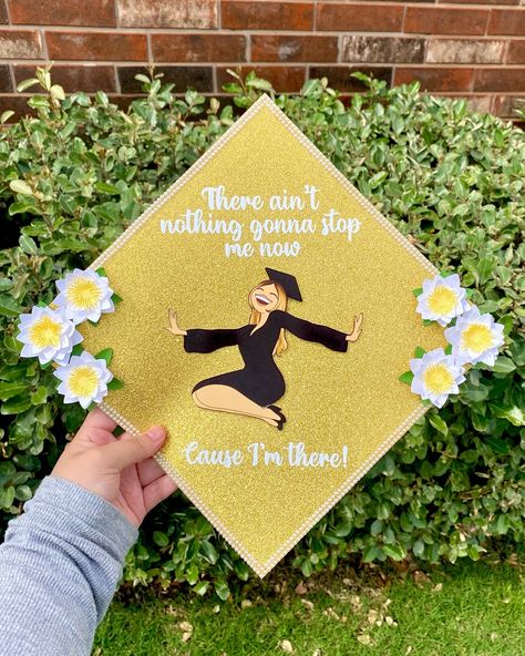 “There ain’t nothing gonna stop me now cause I’m there!” You know we love a Tiana design over here! Grad wanted the iconic Tiana cut out but having it resemble her more 🎓 Only booking grad caps for June 10th and forward! Book through my website only 🩷www.advbellearts.com __________ #advbellecaps #gradszn #classof2024 #gradcapdesign #gradcapideas #tianagradcap #princessandthefrog Princess And The Frog Graduation Cap Ideas, Tiana Graduation Cap Ideas, Tiana Grad Cap, Princess Tiana Grad Cap, Tiana Graduation Cap, Im Almost There Tiana Graduation Cap, Princesa Tiana, Graduation Cap Decoration Diy, Grad Cap Designs