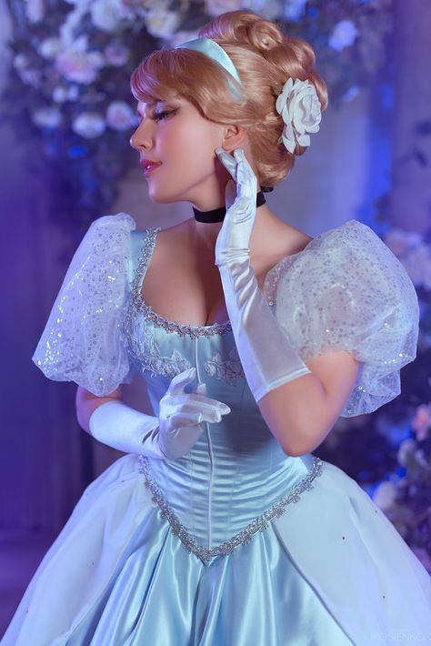 Costume Dress Up Ideas, Cinderella Ballgown, Cinderella Gown, Cinderella Outfit, Cinderella Cosplay, Cinderella Hair, Disney Princess Cosplay, Cinderella Princess, Cinderella Dress